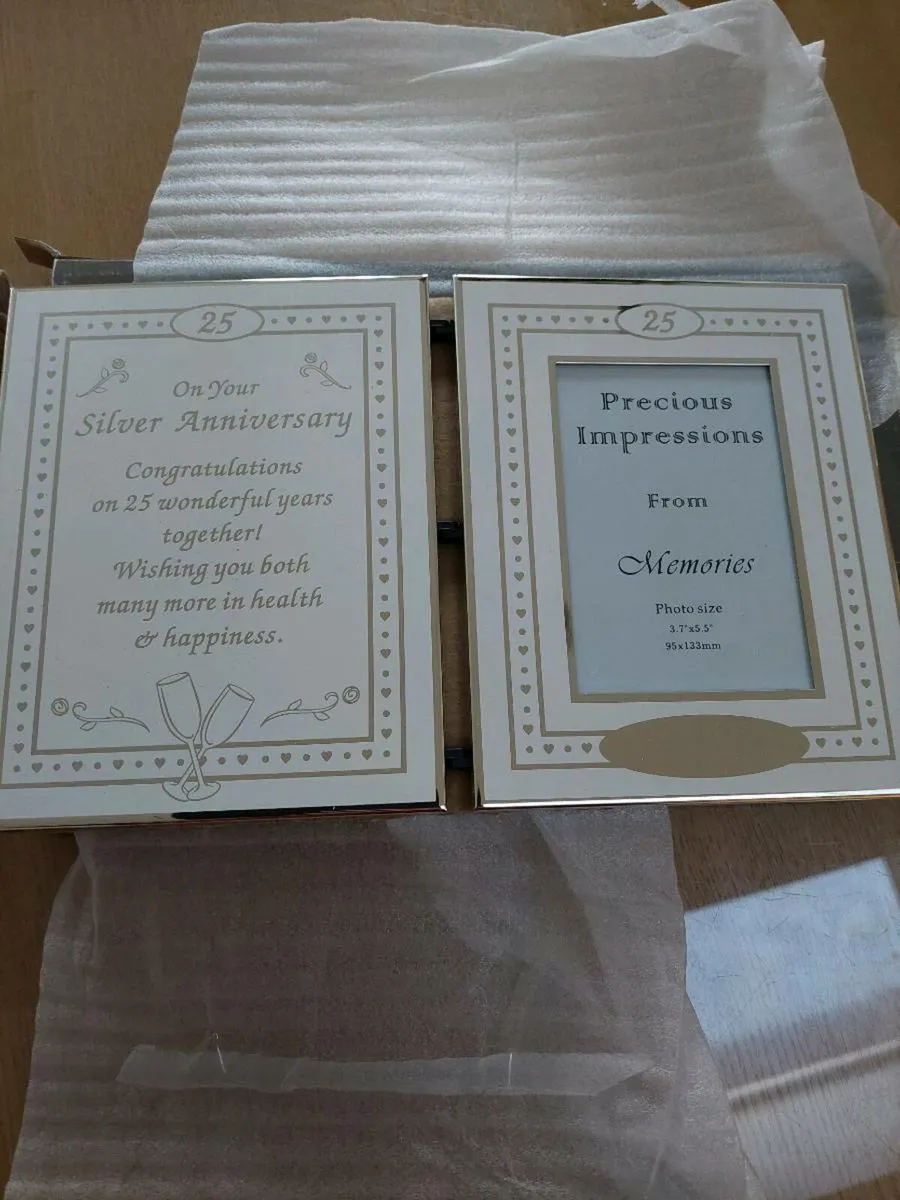 Picture frame - Image 2