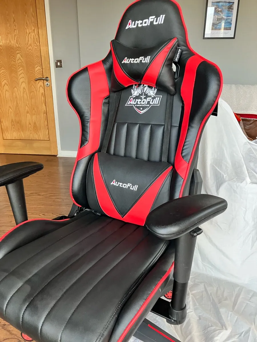 Gaming chair - Image 1