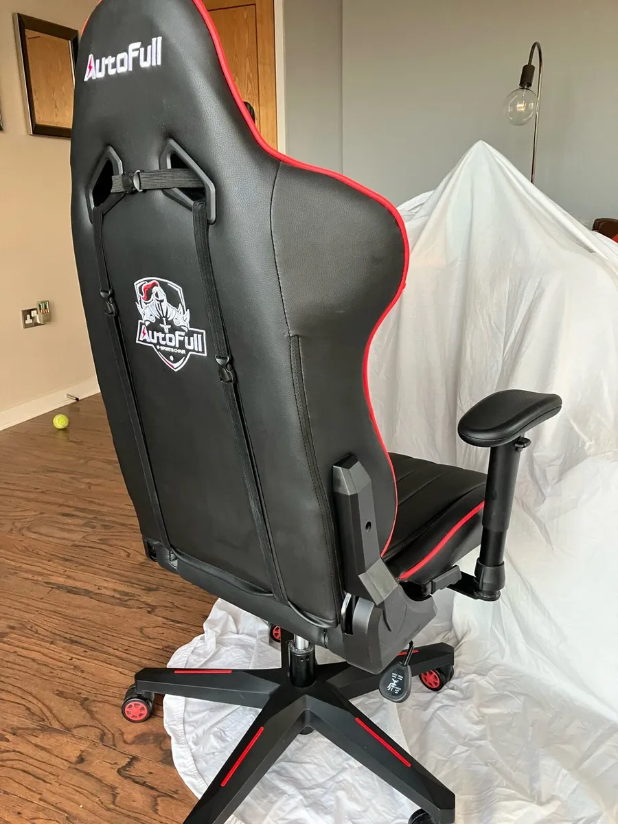 Gaming chair - Image 4