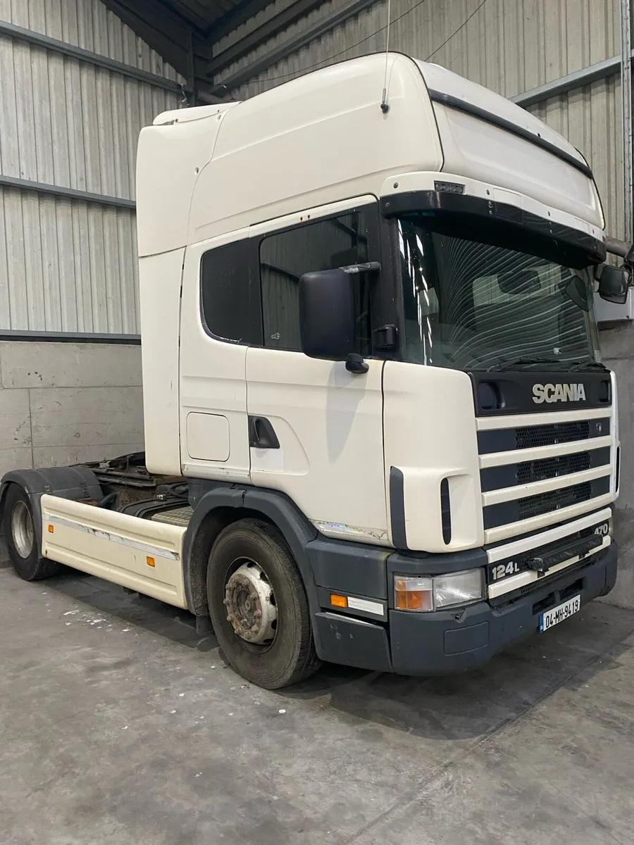 Scania 124 - Image 1