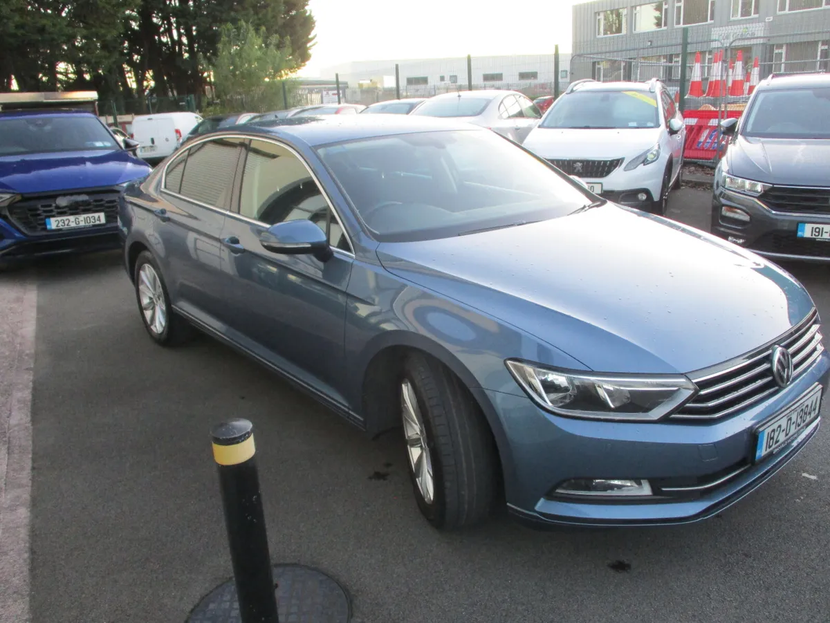 Volkswagen Passat COMFORT LINE.  2018 - Image 3