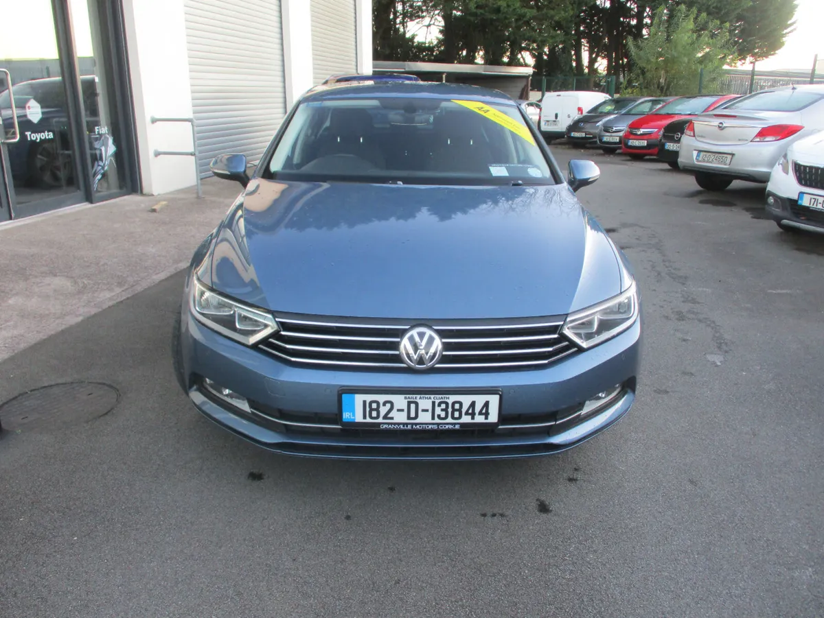 Volkswagen Passat COMFORT LINE.  2018 - Image 2