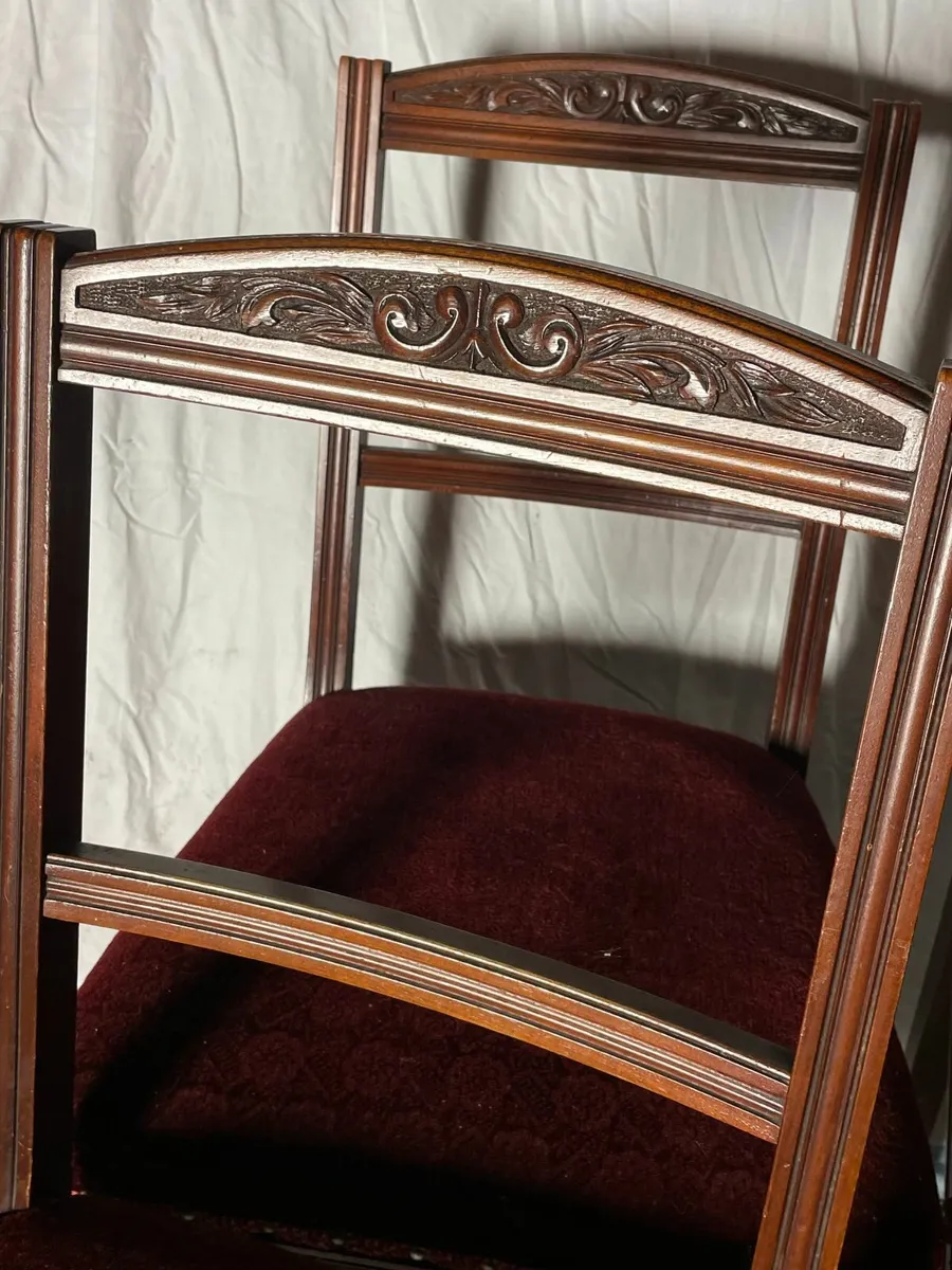 Antique Mahogany Dining Set (Table & 6 Chairs). - Image 2