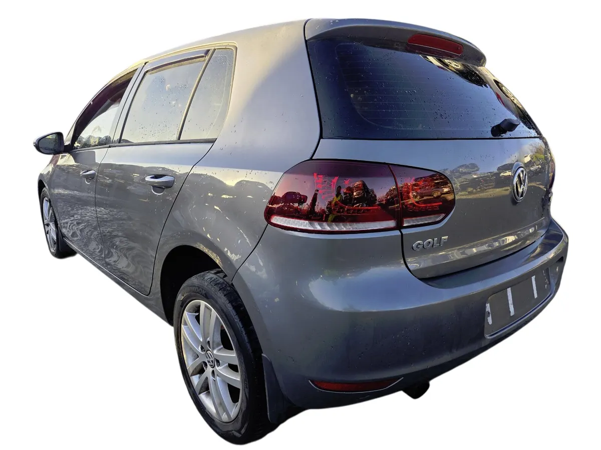 2010 VOLKSWAGEN GOLF Breaking/Dismantling - Image 4