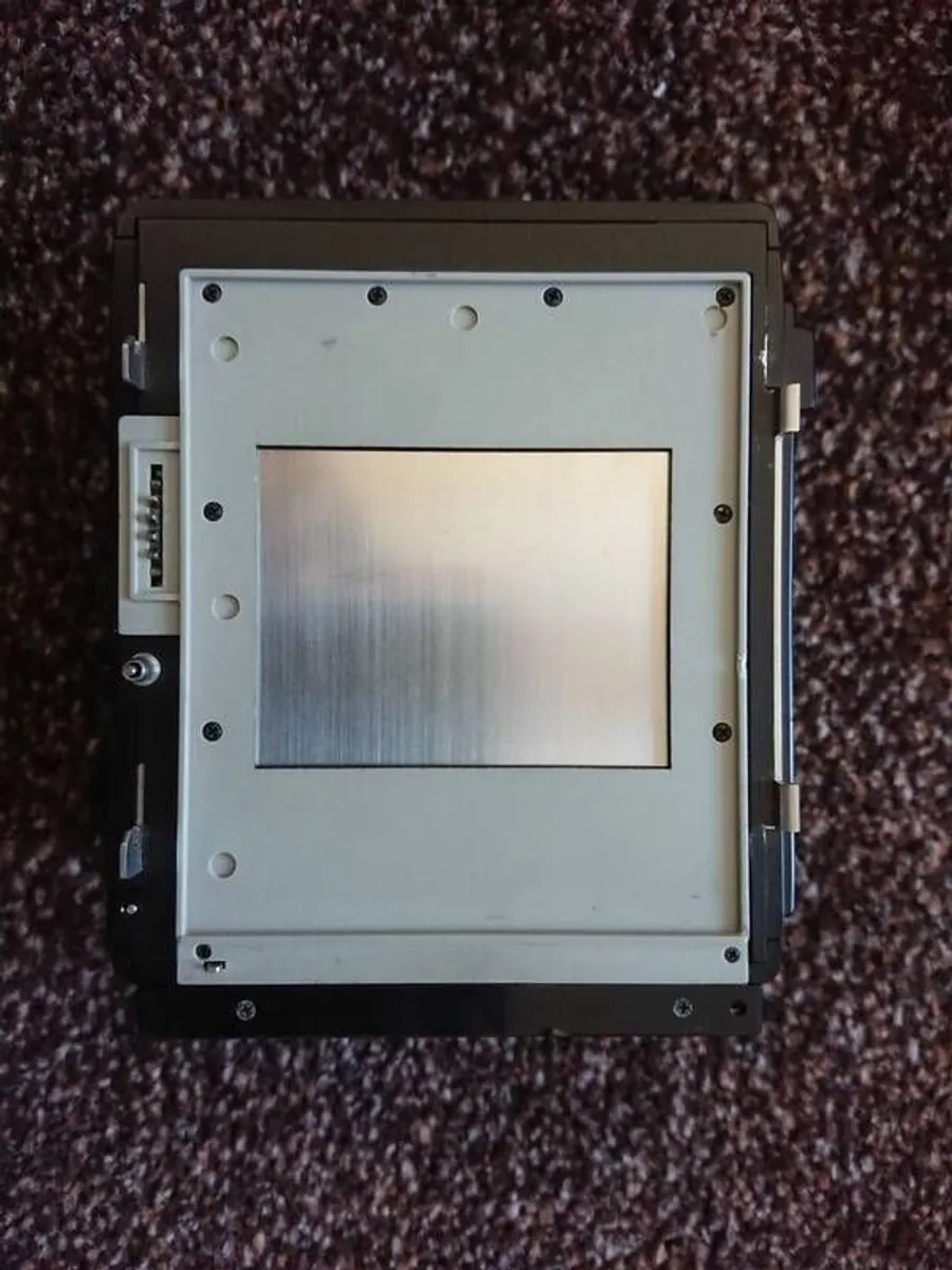 bronica gs-1 with 50mm lens - Image 4