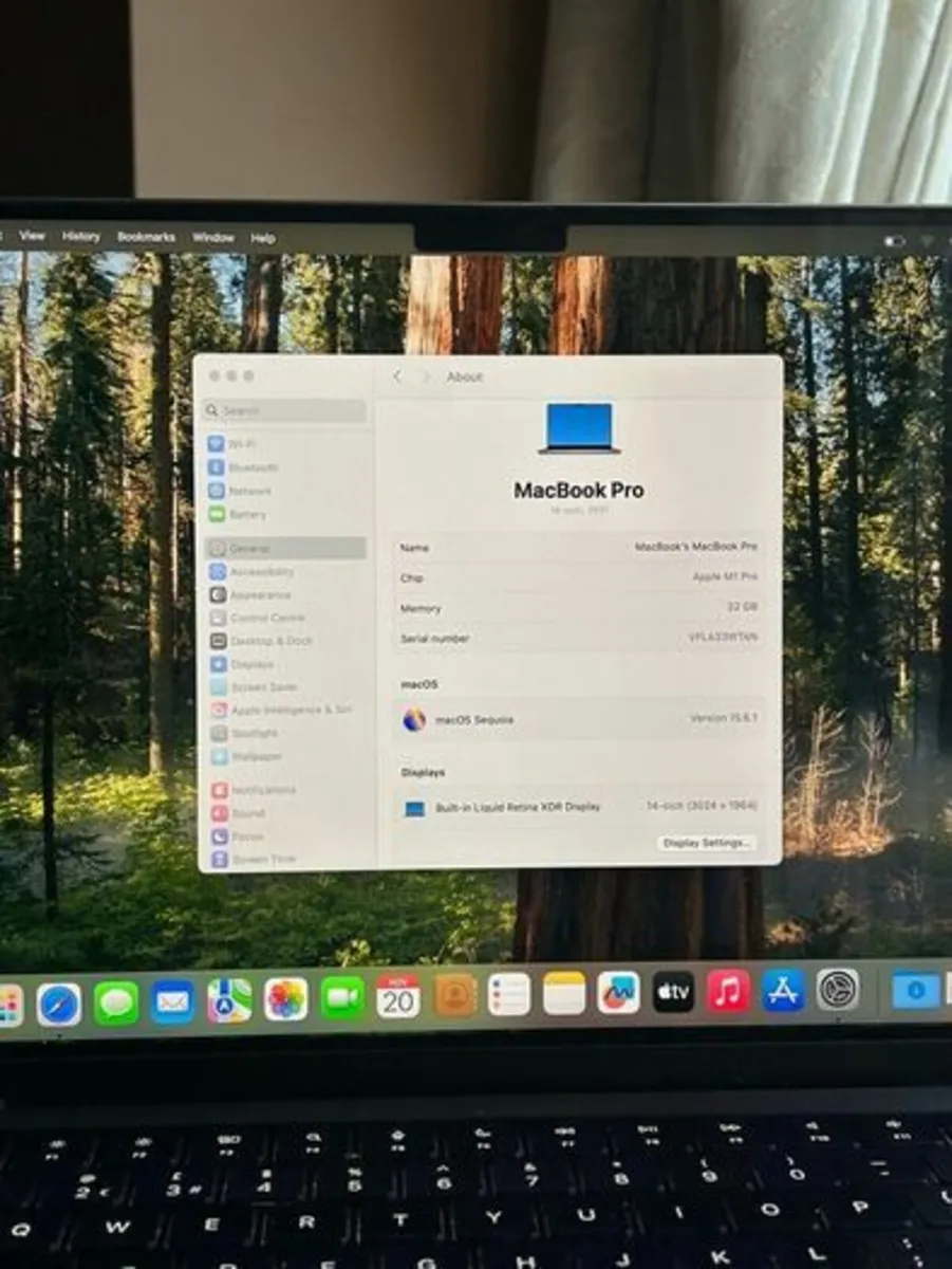 MacBook Pro M1 Series, 14" - Image 3