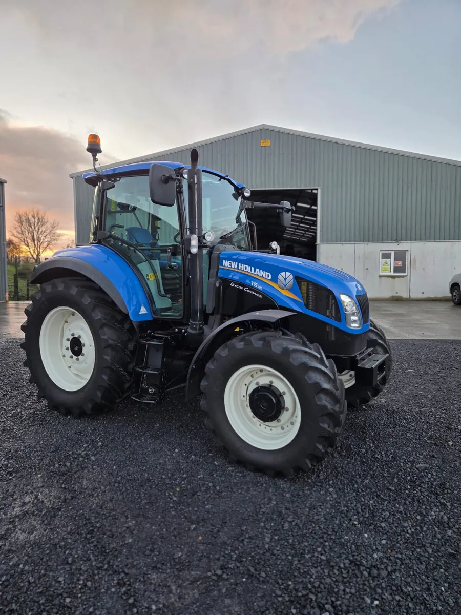 2016 New Holland T5.115 EC - Image 1
