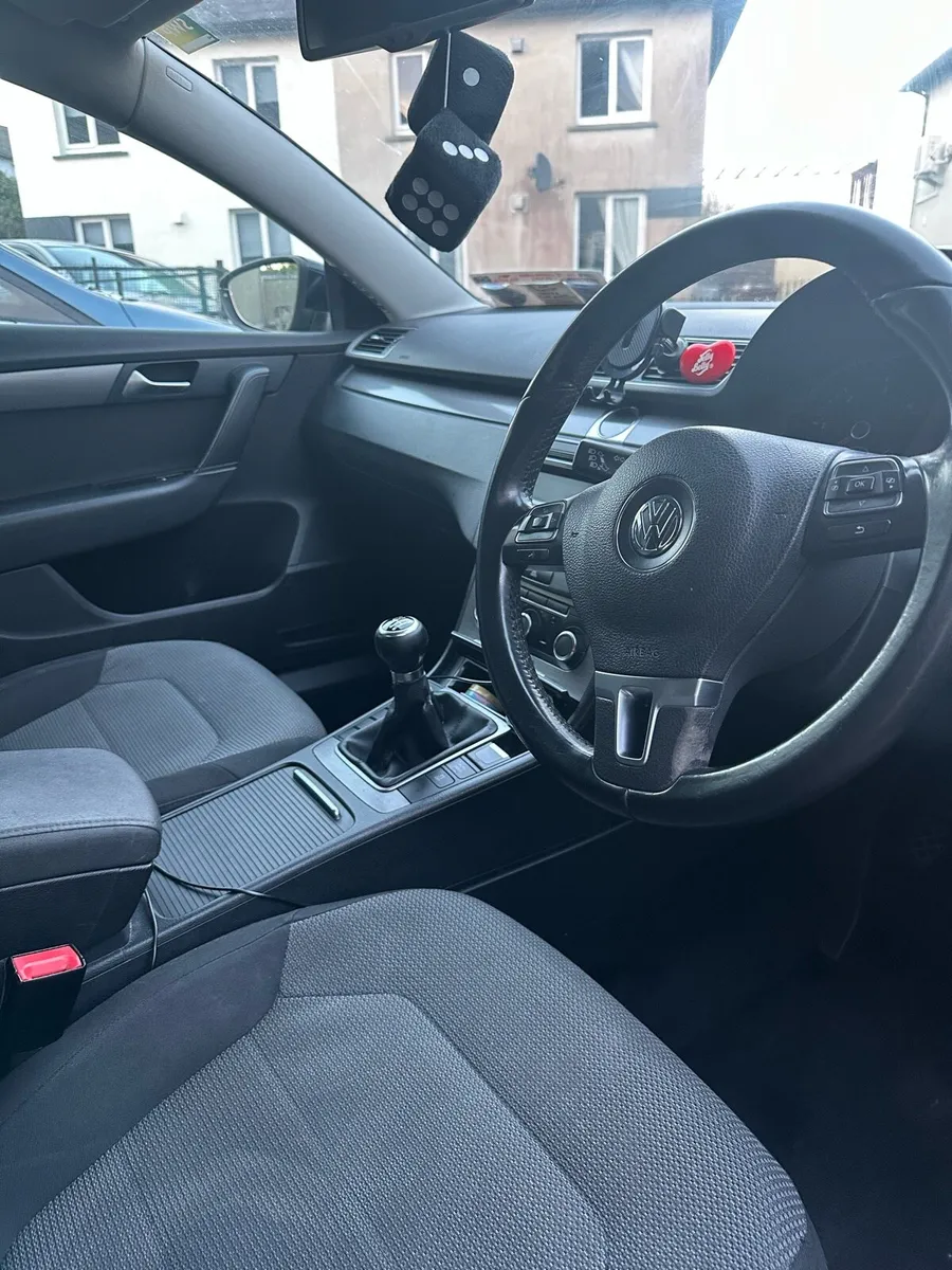 Vw Passat 1.6L 2012 - Image 4