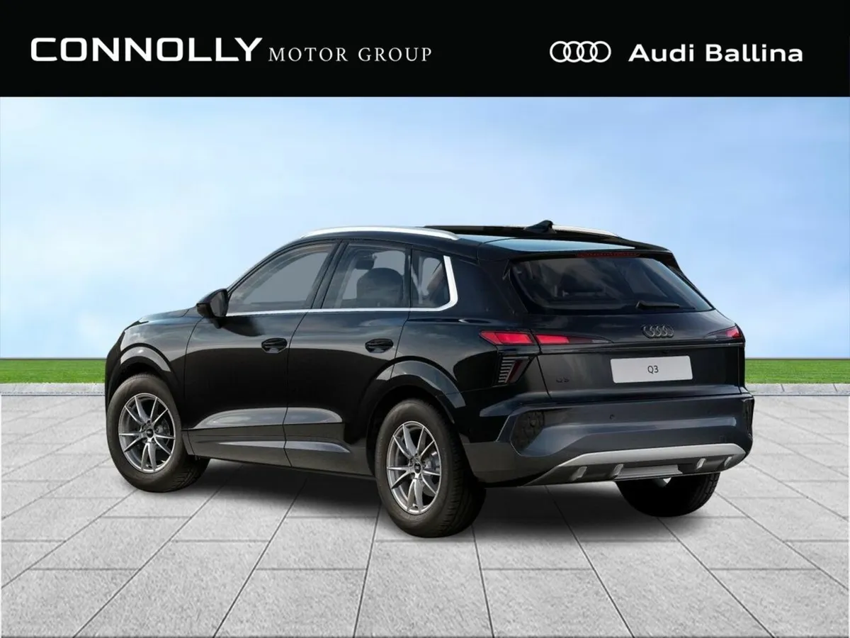 Audi Q3 SE TDI**Includes 3 services**TECH**COMFORT - Image 2