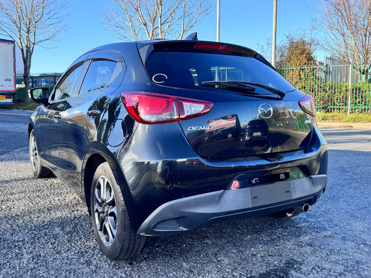 MAZDA DEMIO 2016 BLACK - Image 9