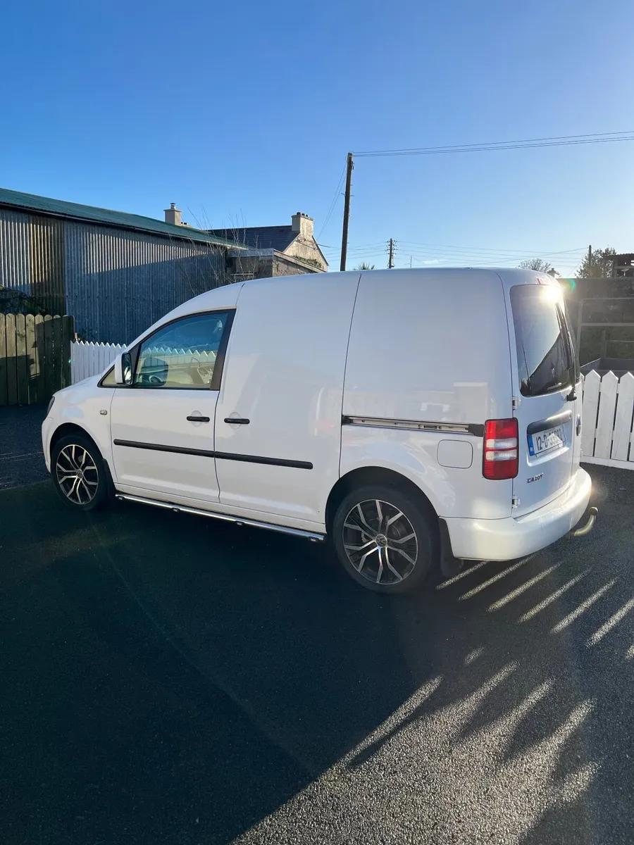Volkswagen Caddy 2012 - Image 1