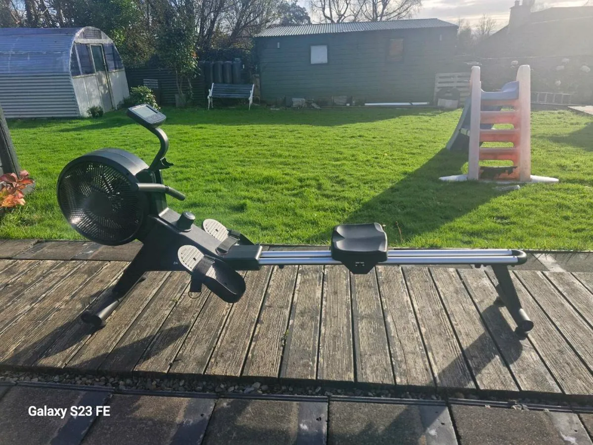 Gym equipment - Image 1