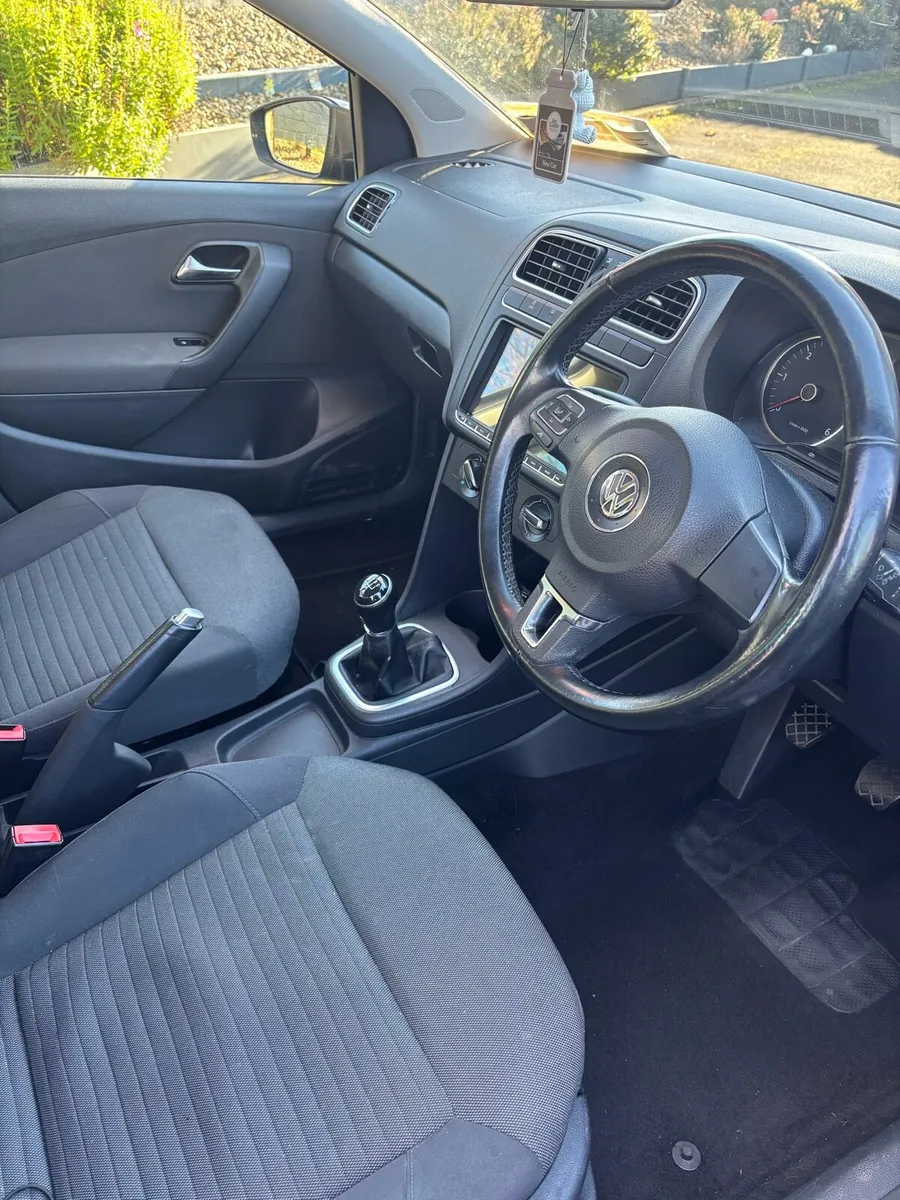 2012 VW POLO with CarPlay - Image 4