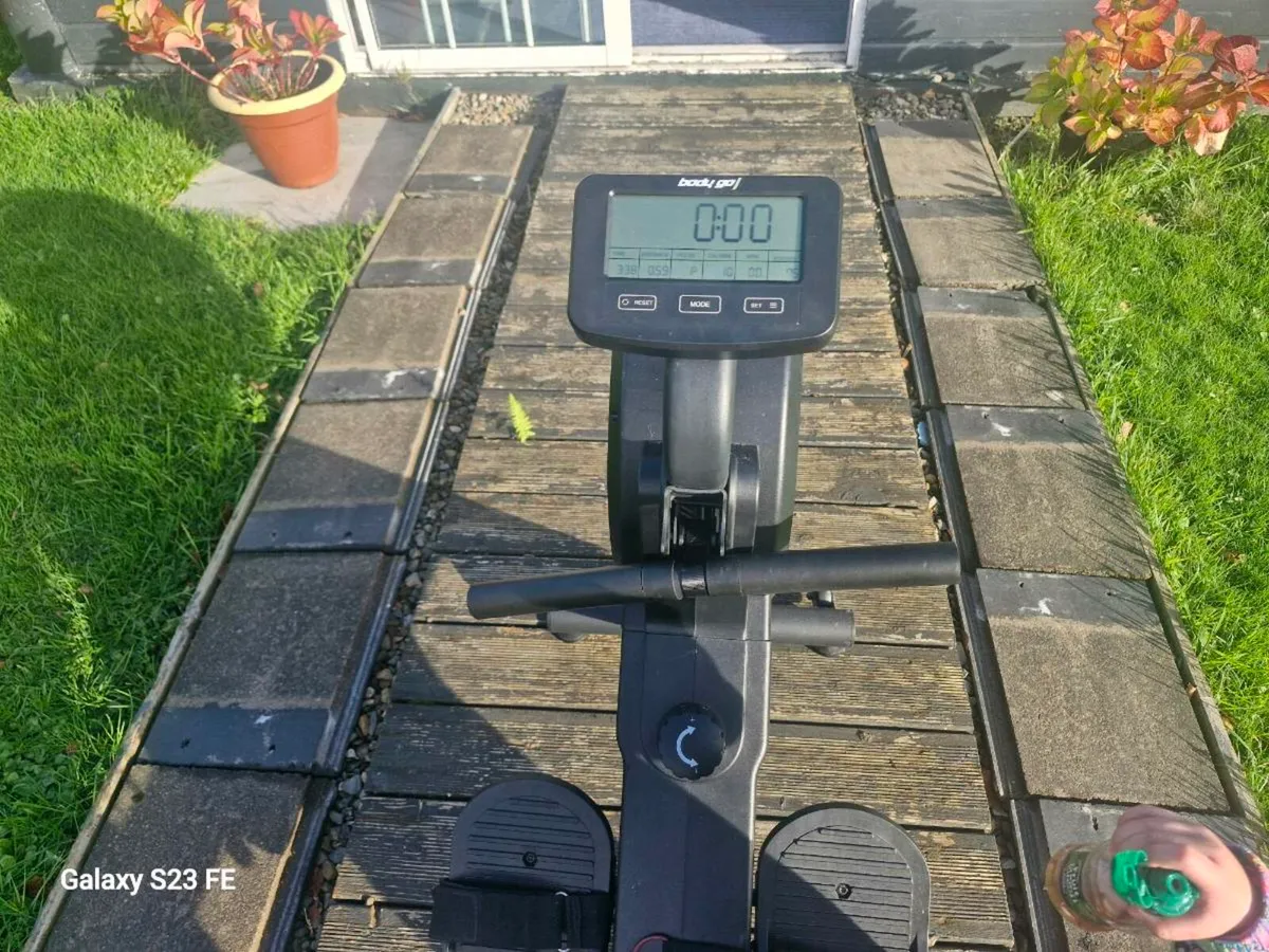 Gym equipment - Image 2