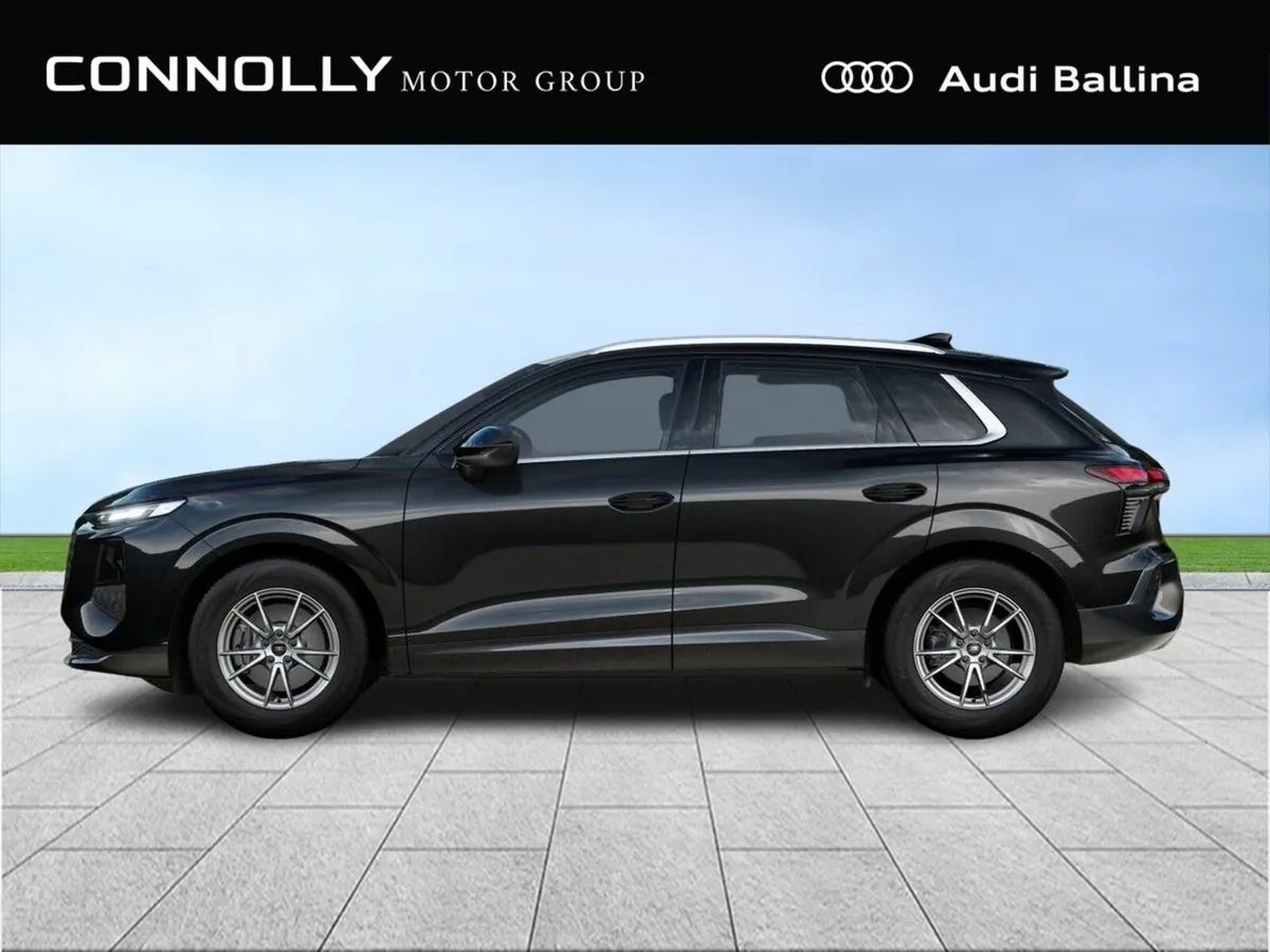 Audi Q3 SE TDI**Includes 3 services**TECH** - Image 3