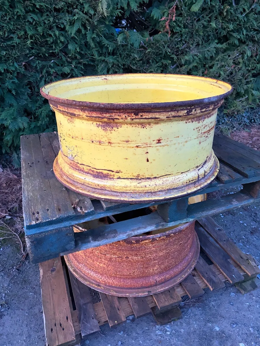 John deere 30 inch rims - Image 4