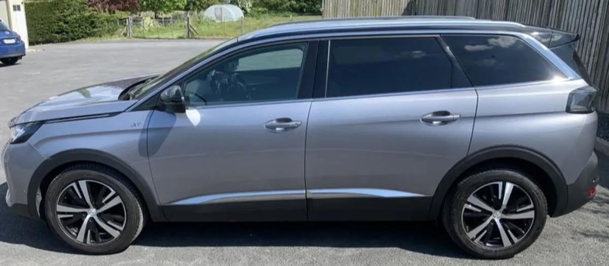 Peugeot 5008 1.5D Manual 7 Seats GT - Image 2