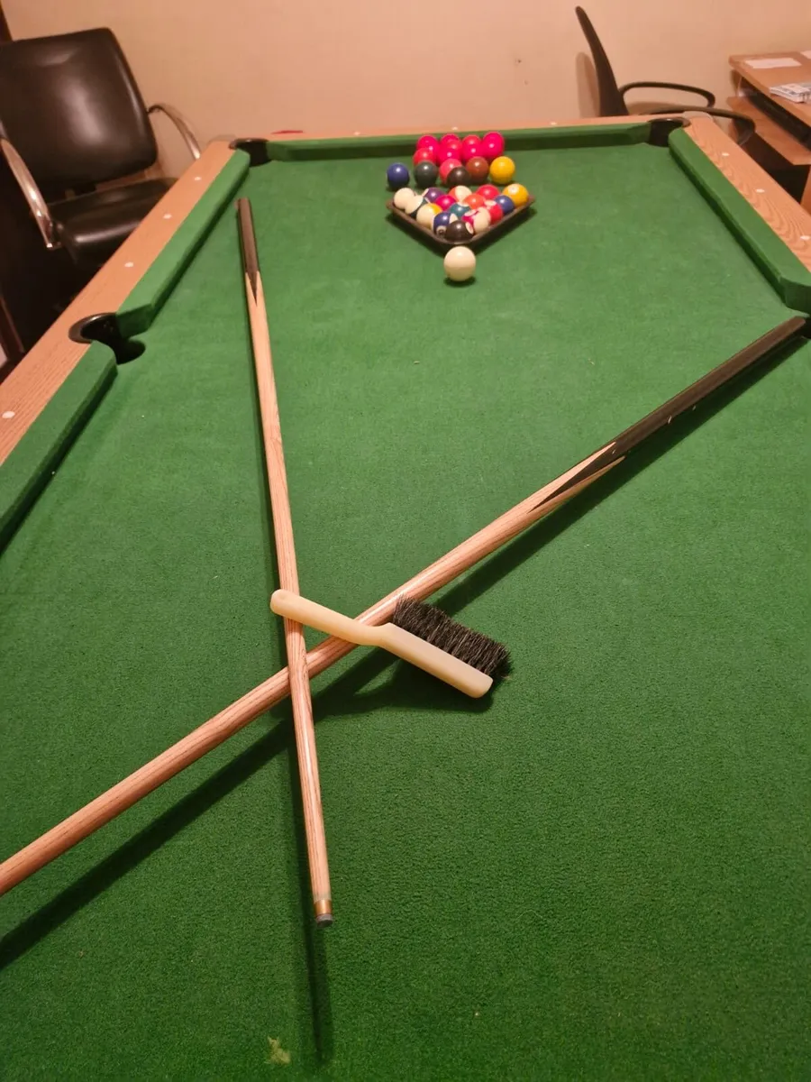 Pool table - Image 4