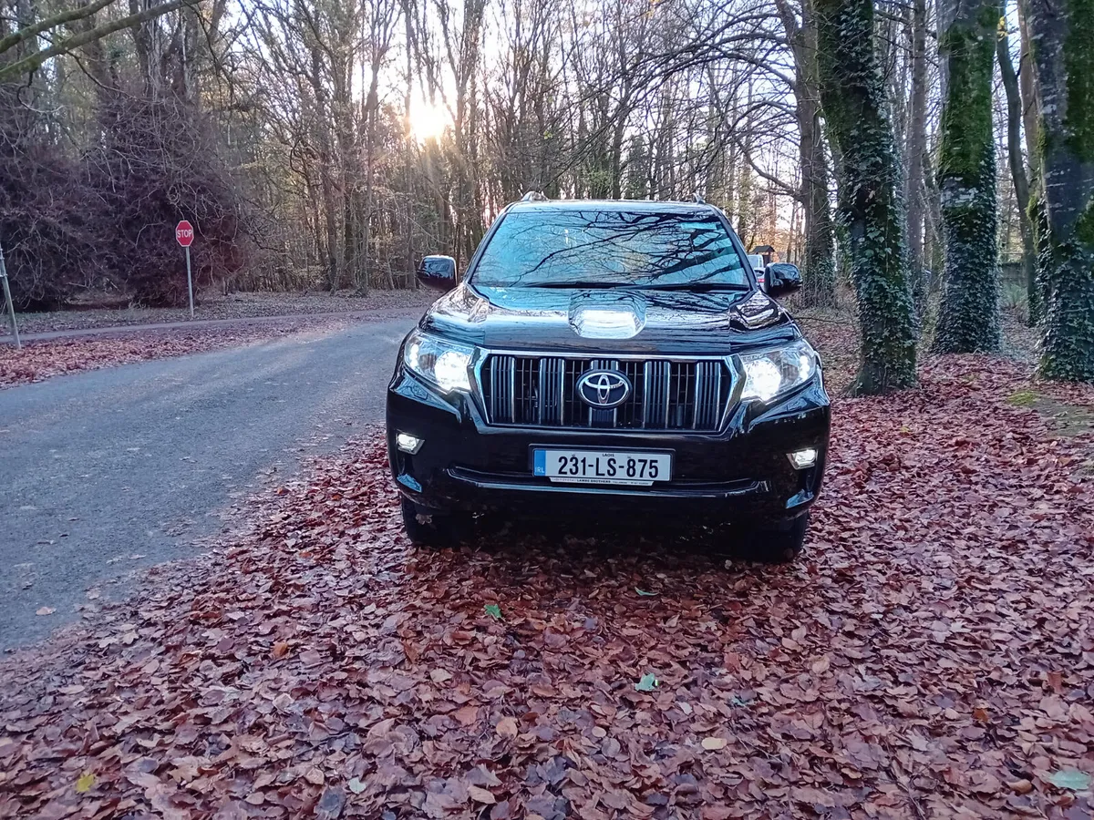 231 TOYOTA LANDCRUISER, 2.8D LWB COMM AUTO - Image 2