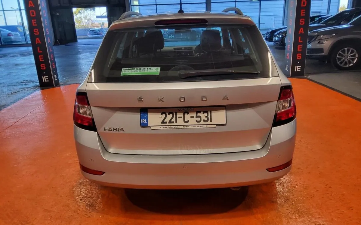 Skoda Fabia 1.0TSI 95HP Style Combi - Image 4