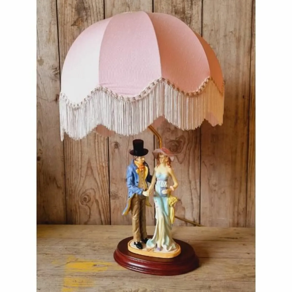 Figurine Table Lamp KAS890 - Image 1