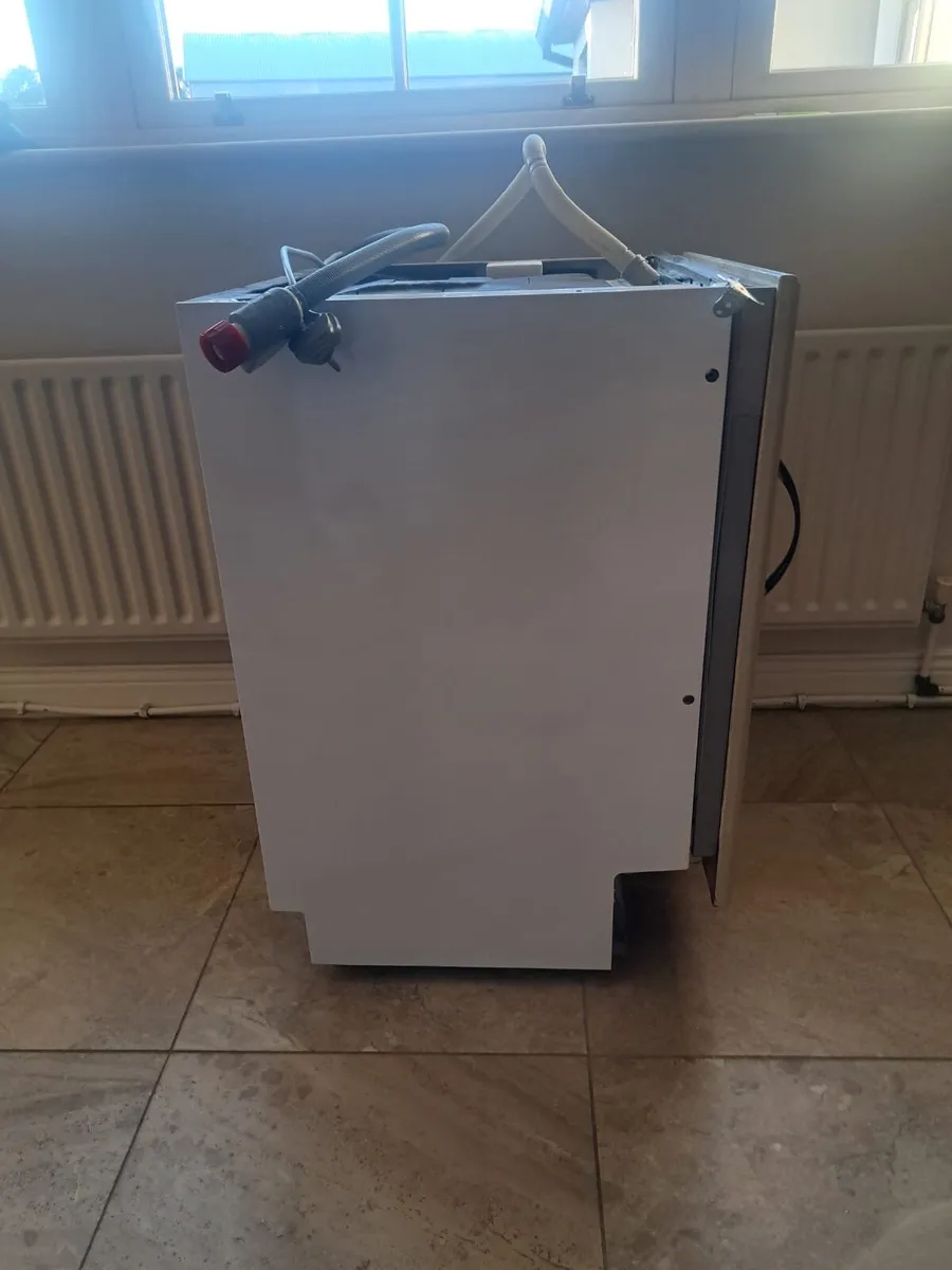 Blomberg Integrated Dishwasher - Image 2