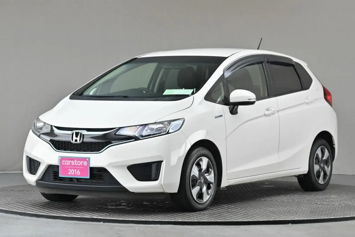 Honda Fit 1.5 HYBRID **9" ANDROID CAR PLAYER**REVE - Image 3