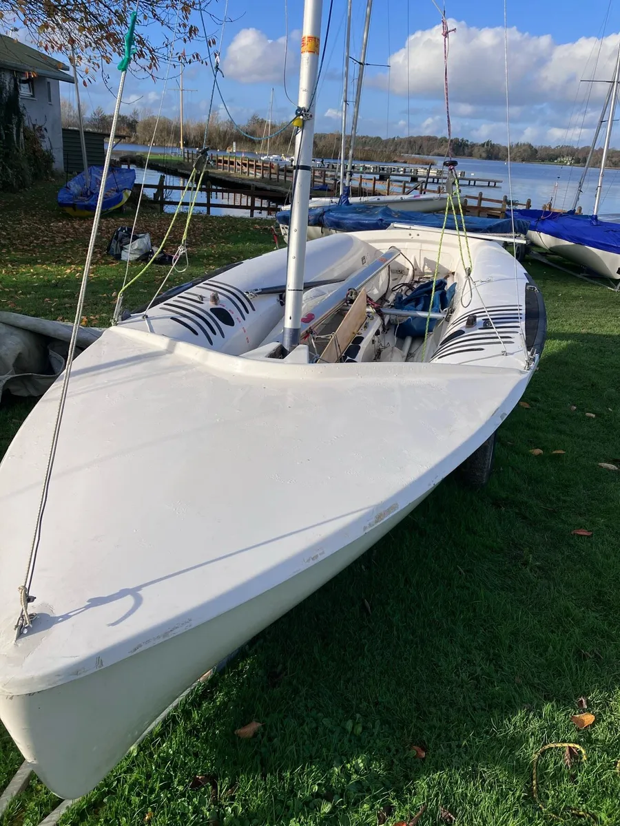 420 sailing dinghy - Image 3