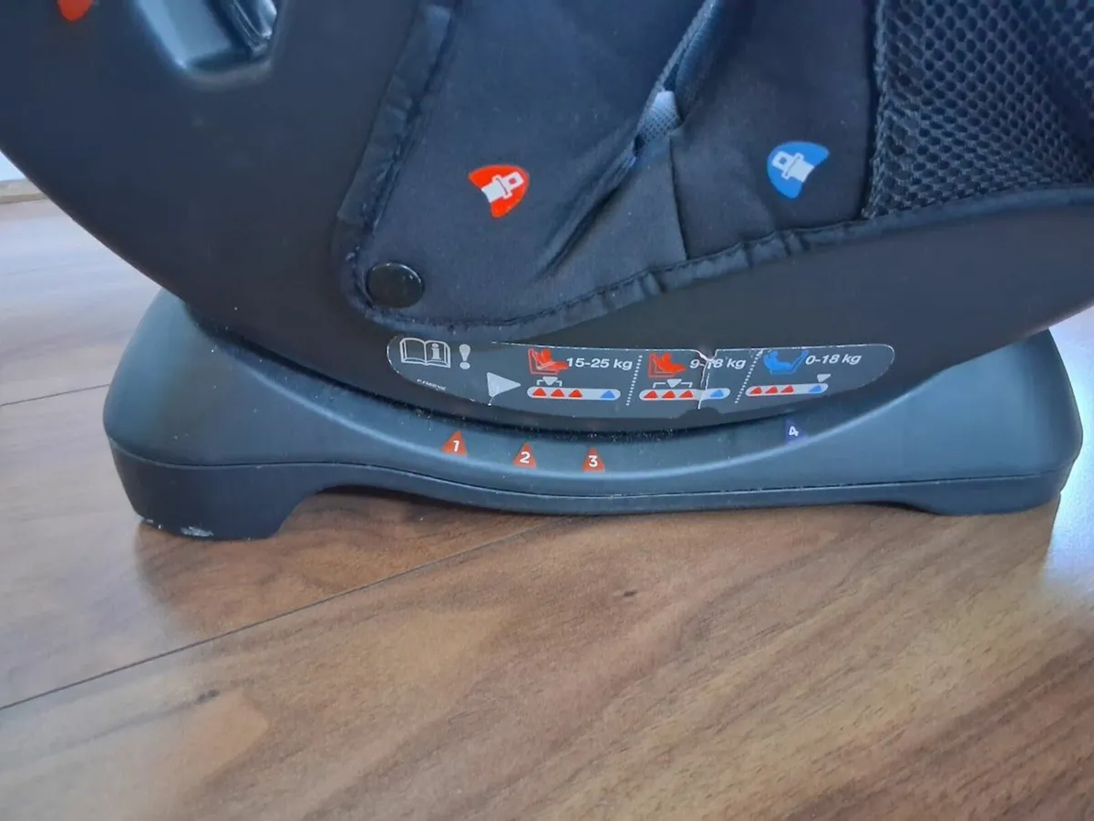 Joie child car seat - Image 3