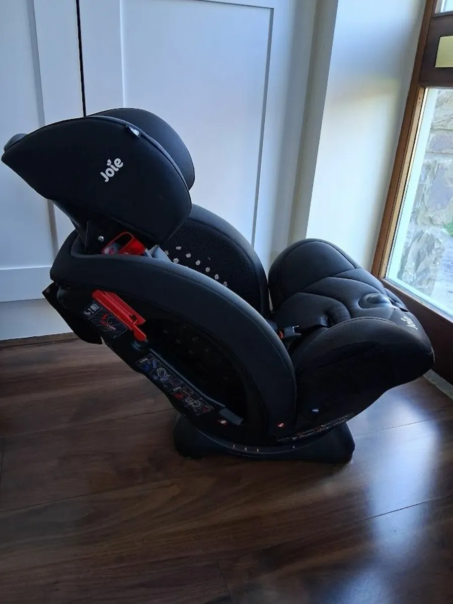 Joie child car seat - Image 4