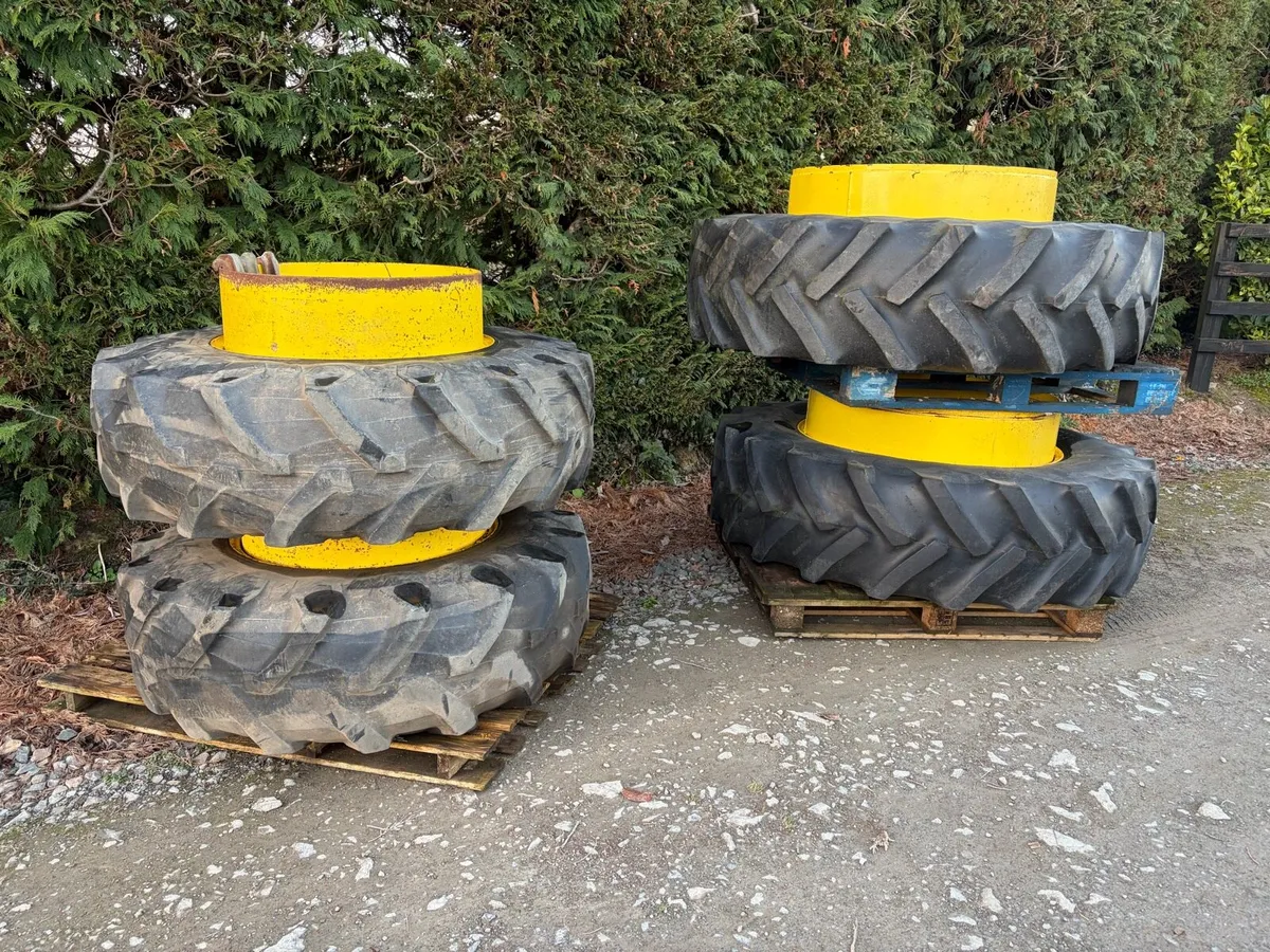 Stocks dual wheels - Image 1