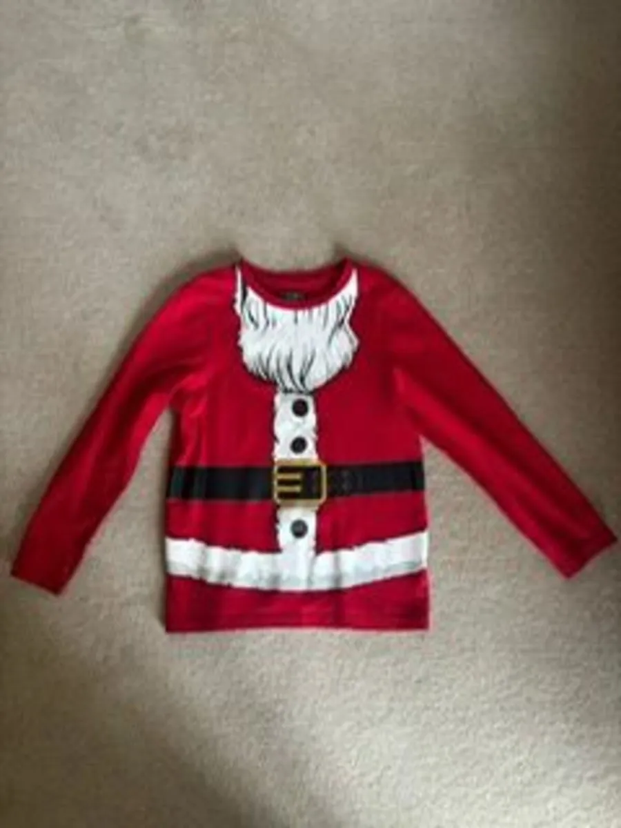 Boys Santa Top age 7-8 - Image 1
