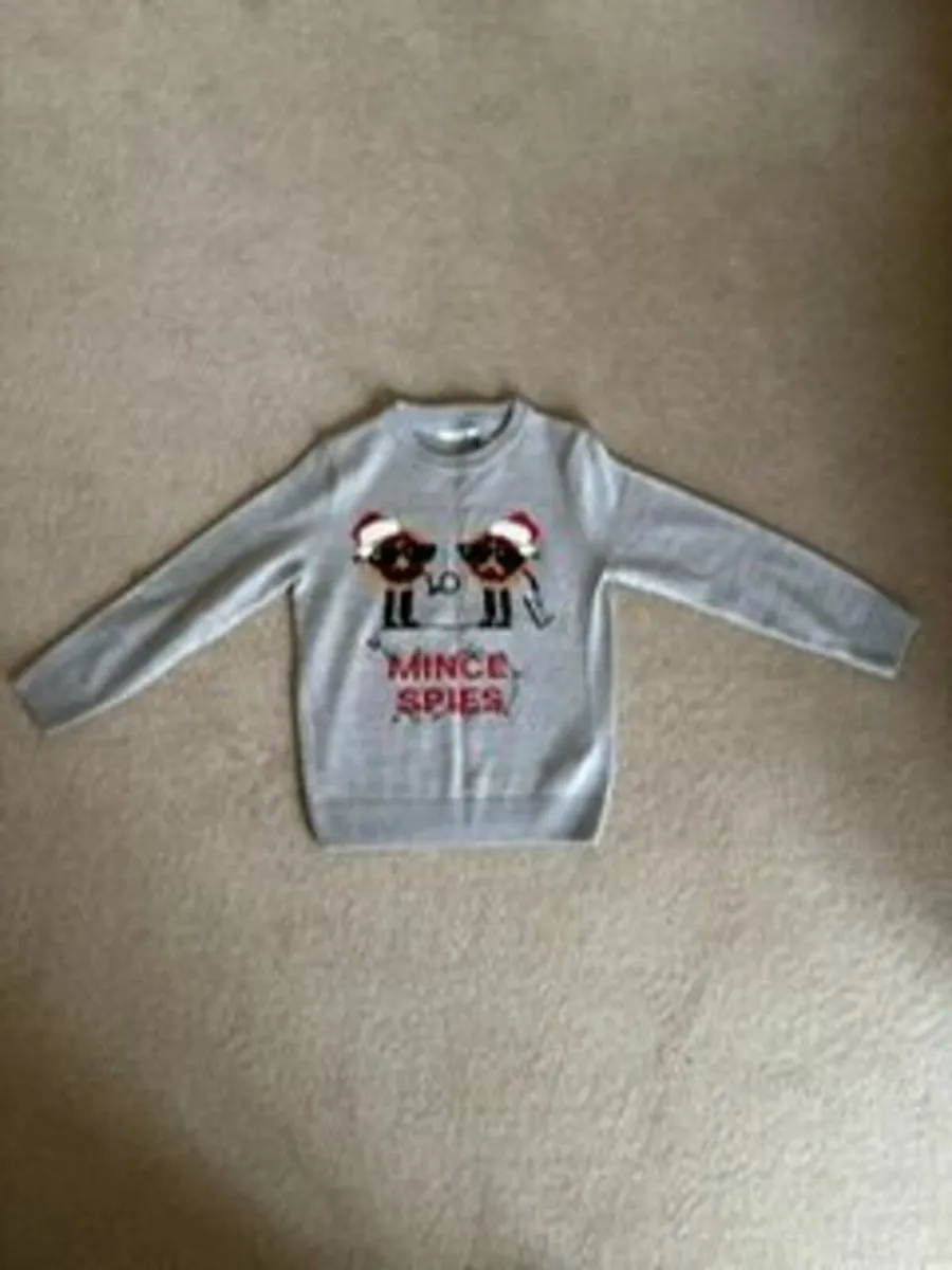 Boys Christmas Jumper age 7-8 - Grey colour - Image 1