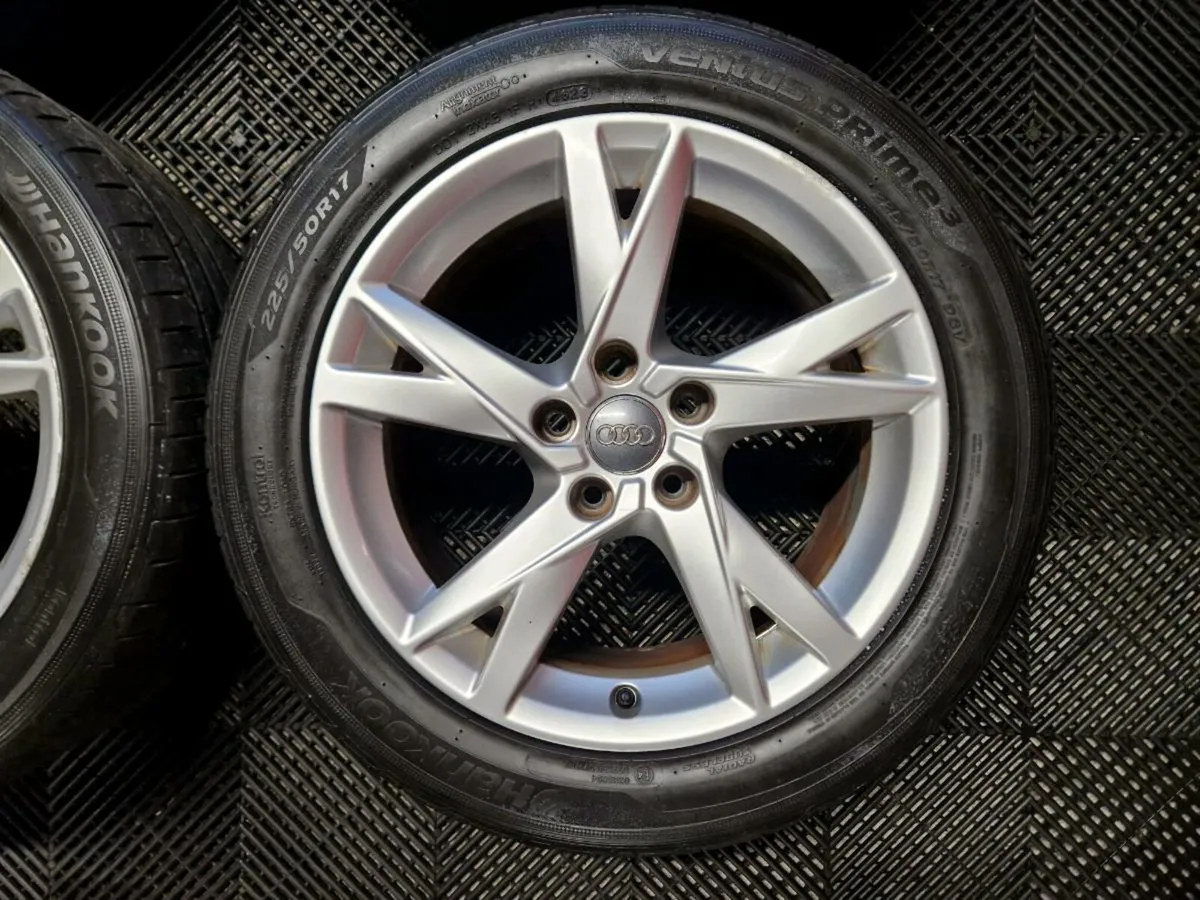 Audi A4 17" V Spoke *Hankook Tyres* - Image 3