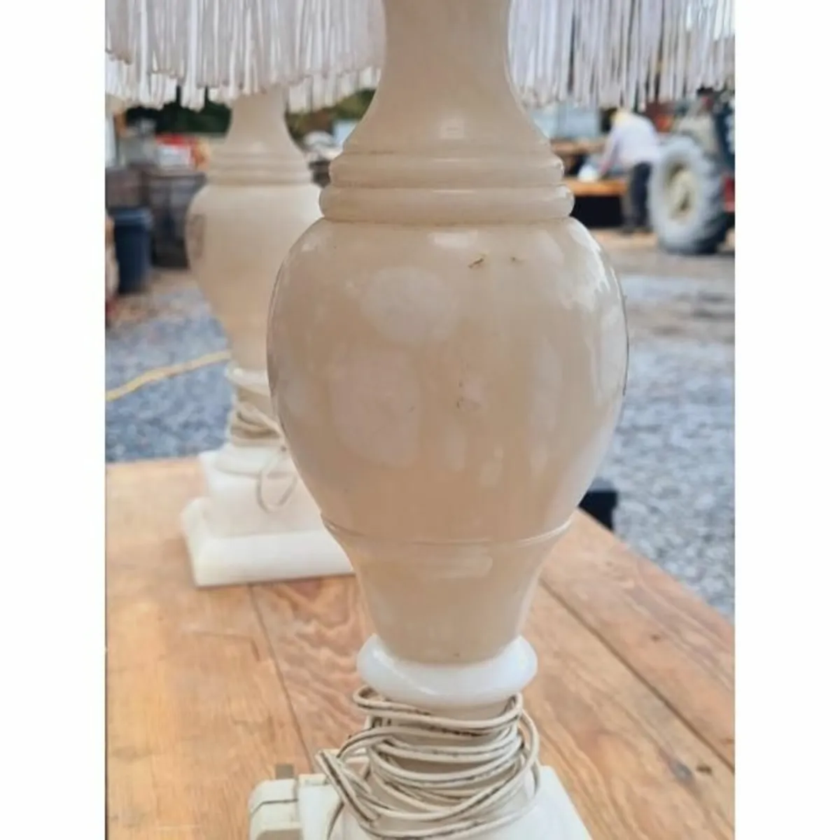 Pair of Lamps Marble Base KAS884 - Image 2