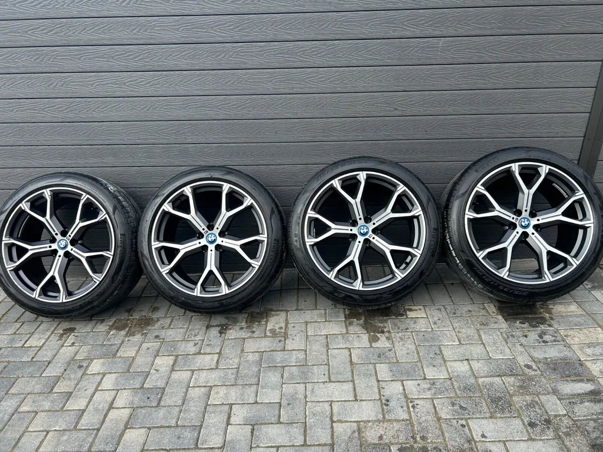 GENUINE ALLOY WHEELS - Image 1