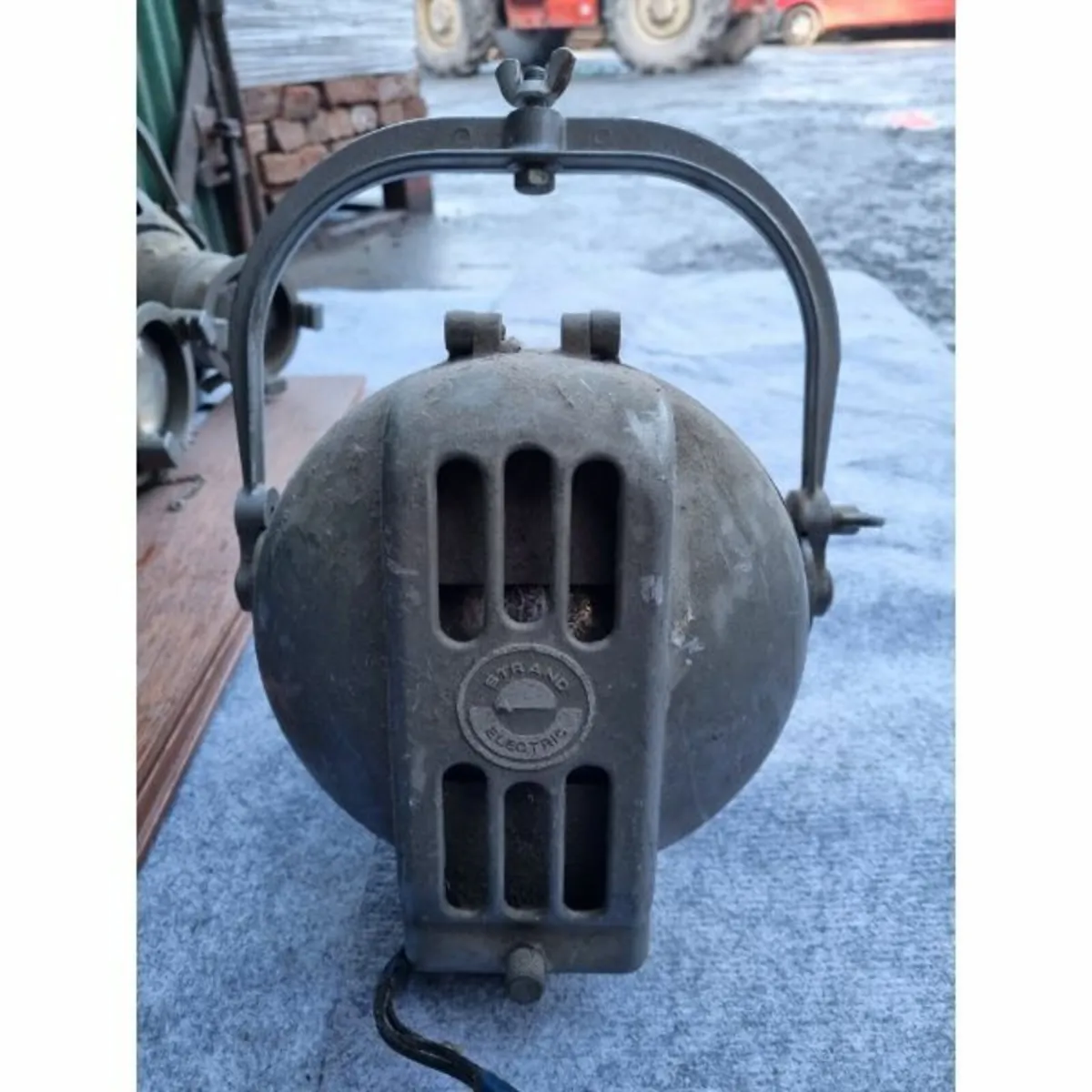 Strand Electric – Style 3 – KAS120 - Image 2