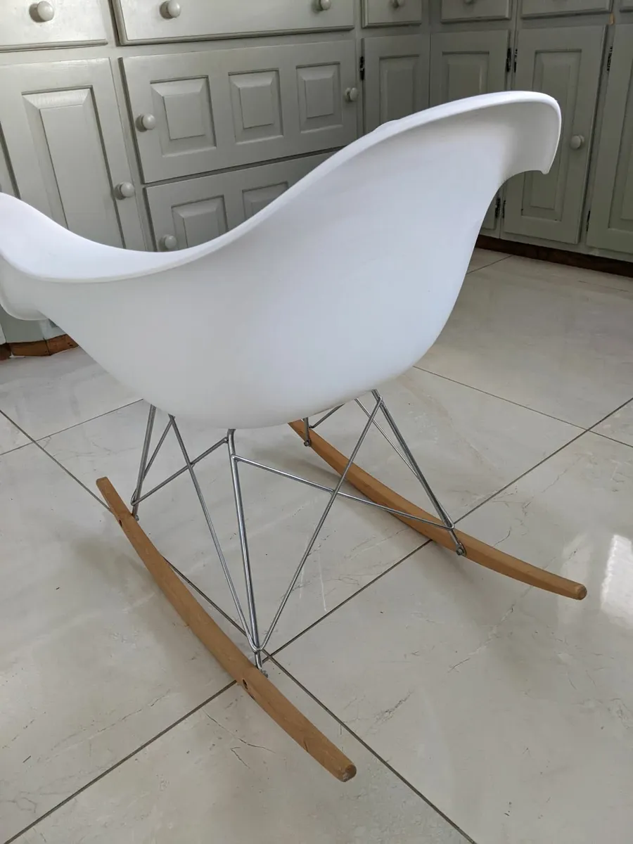 Rocking Chair - Image 2