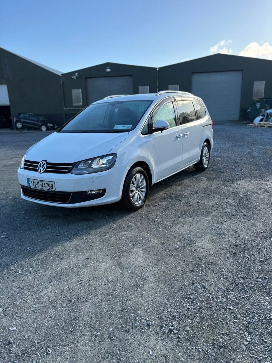 2014 Volkswagen Sharan 1.4 petrol automatic - Image 1