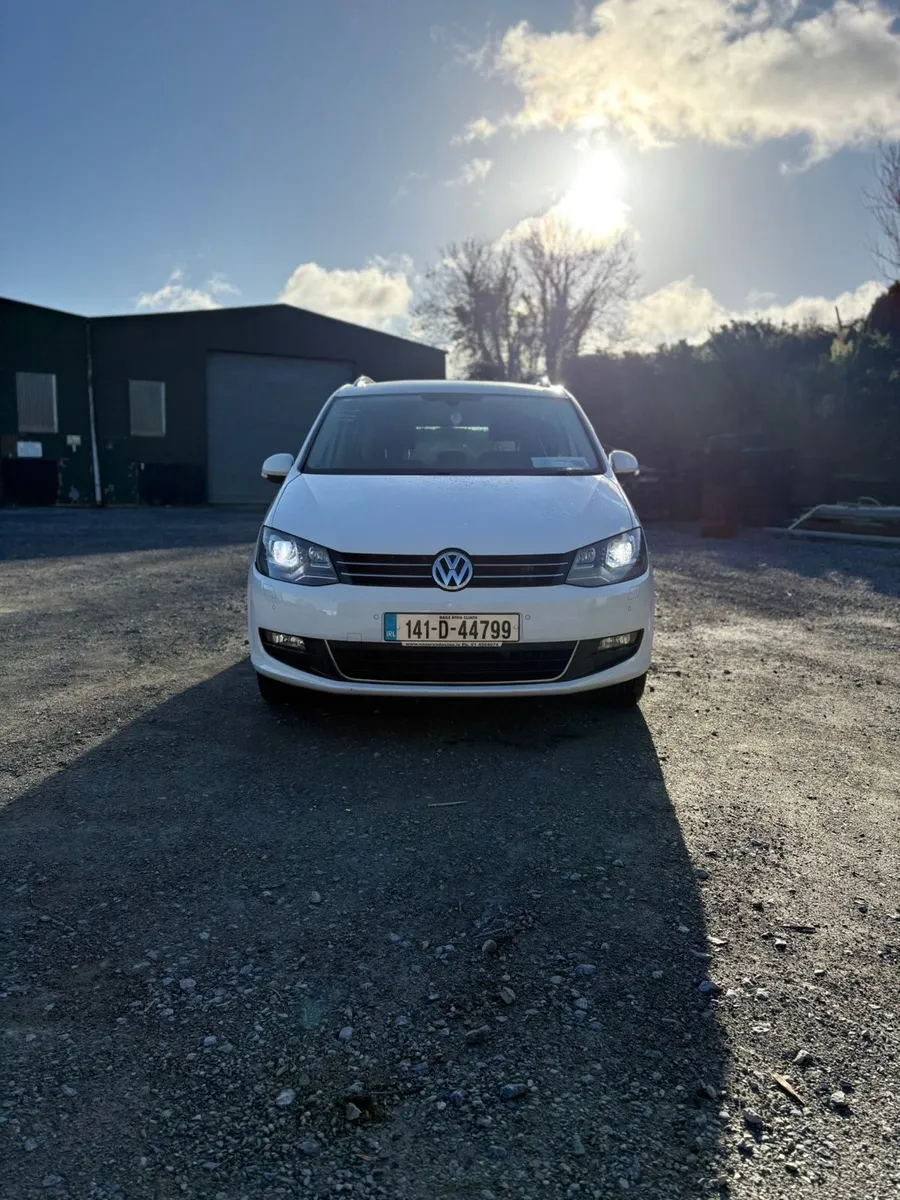 2014 Volkswagen Sharan 1.4 petrol automatic - Image 2