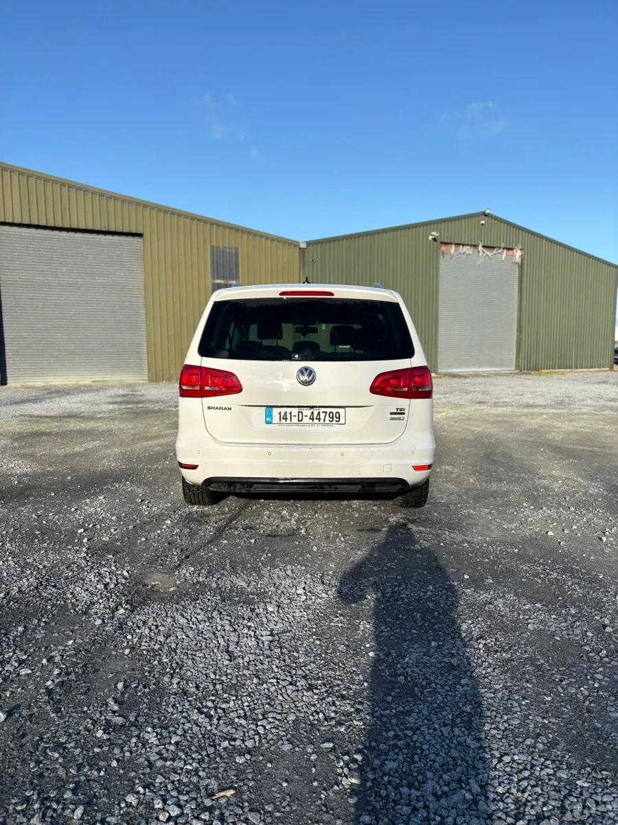 2014 Volkswagen Sharan 1.4 petrol automatic - Image 4