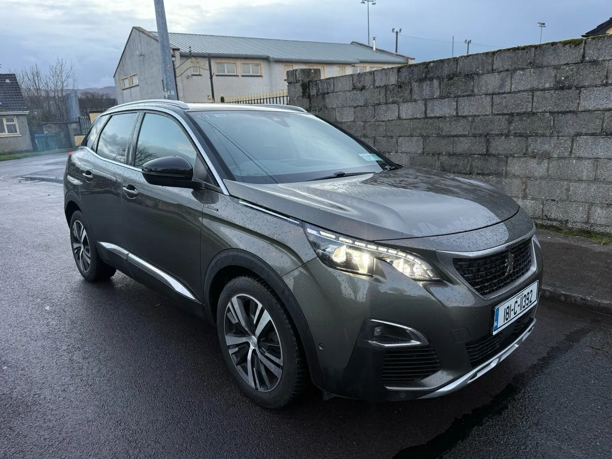 Peugeot 3008 Top Spec - Image 1