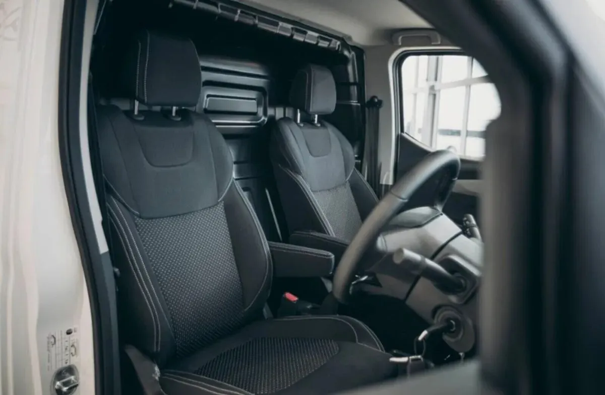 **ELECTRIC** - Maxus eDeliver 3 - Image 2