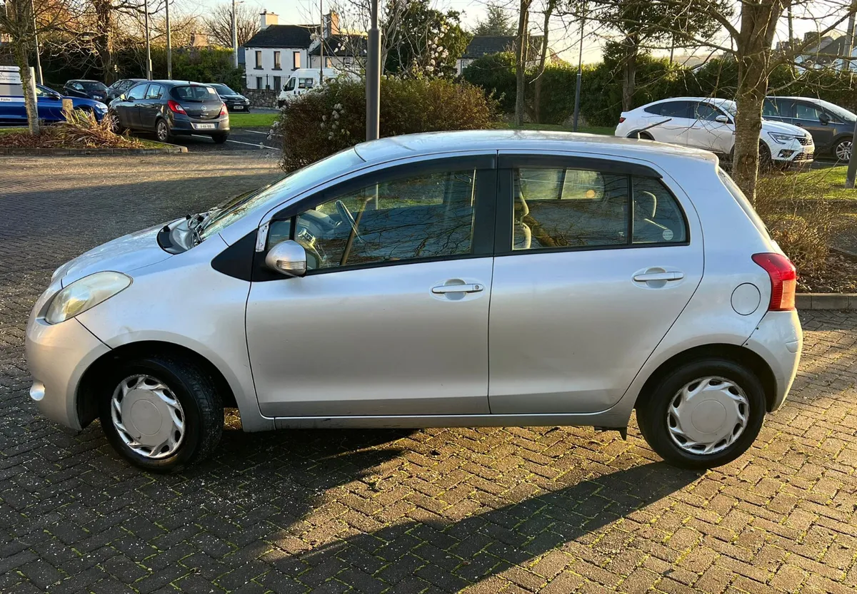 Toyota Yaris 2007 Automatic 1.0Petrol new nct 7/26 - Image 3