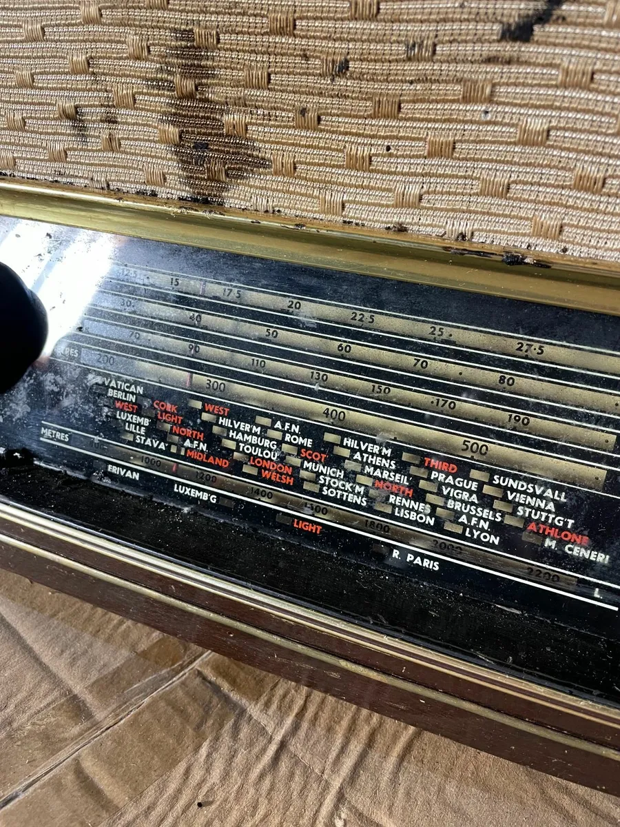Vintage Pye Valve Radio (c. 1955–1960) - Image 4