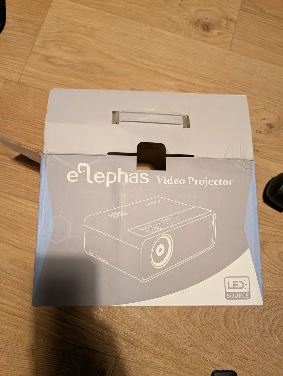 Video Projector - Image 1