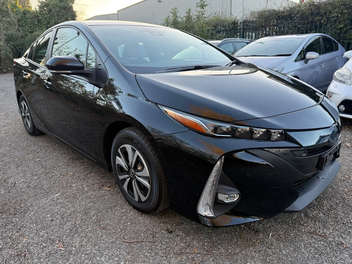 Toyota  Prius PHV 61000km!!! - Image 1