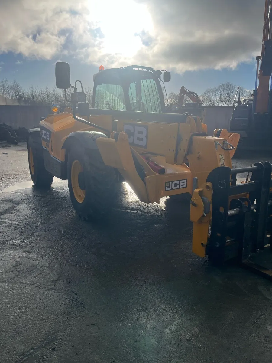 2021 JCB 540-140 - Image 4