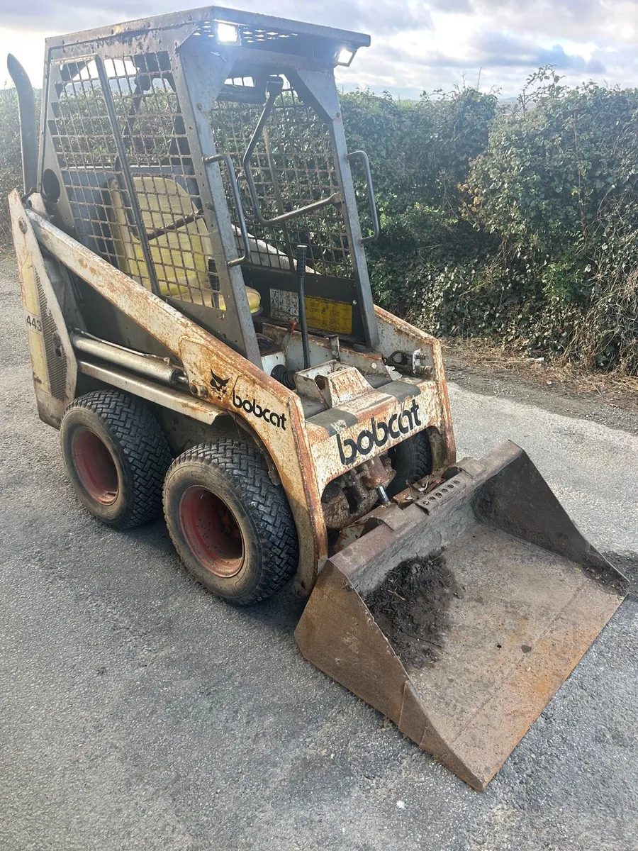 Bobcat skidsteer for sale - Image 4