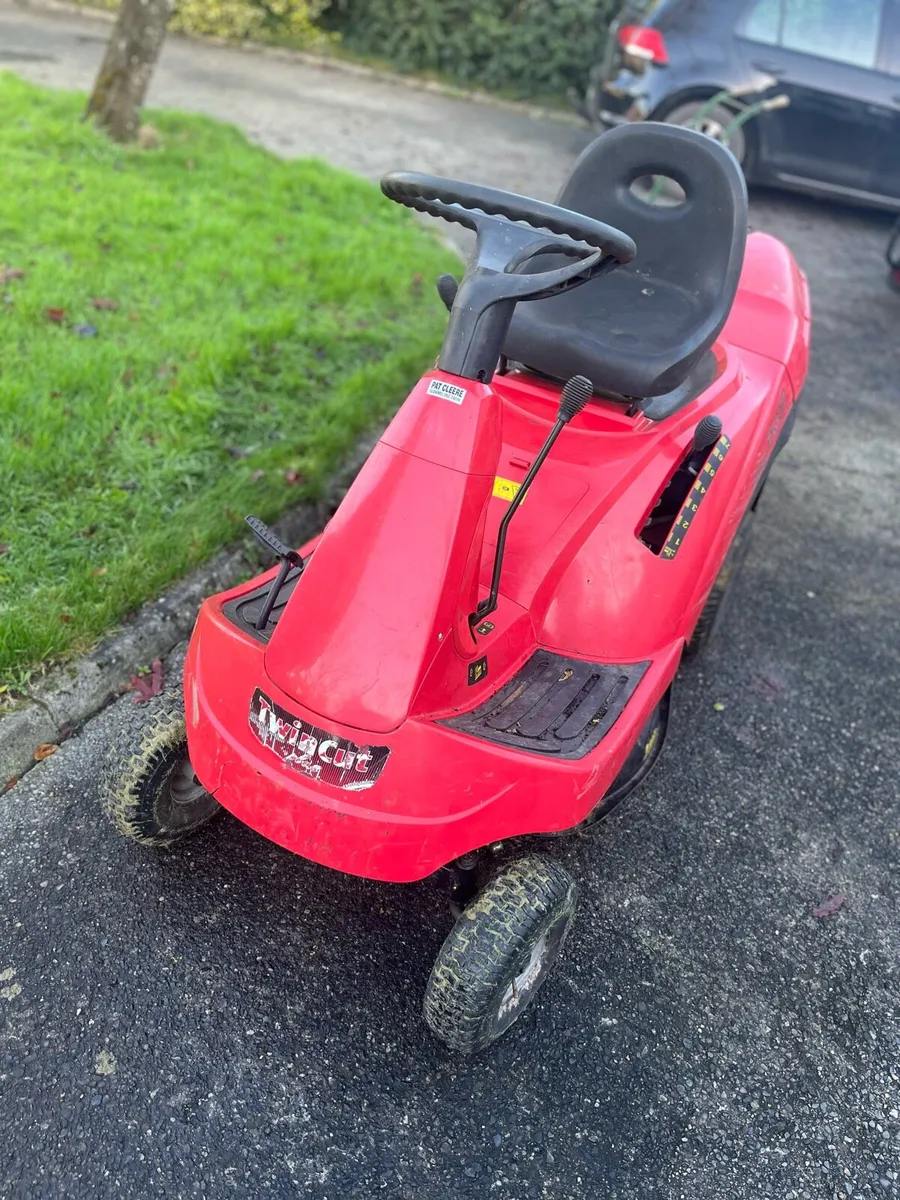 Twin cut ride on - Image 1